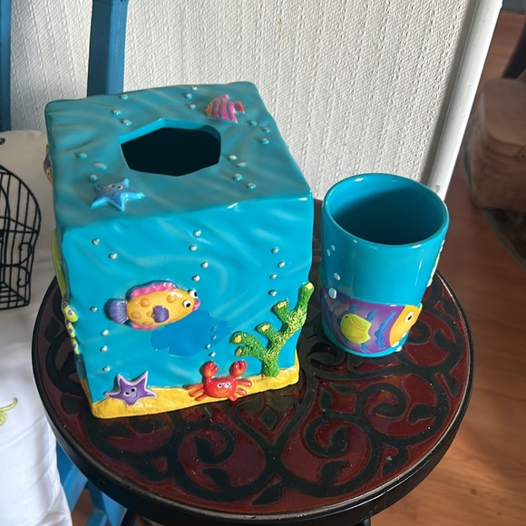 Ceramic Sea Creature Underwater Ocean Tissue Box Cover & Cup - Picture 3 of 8
